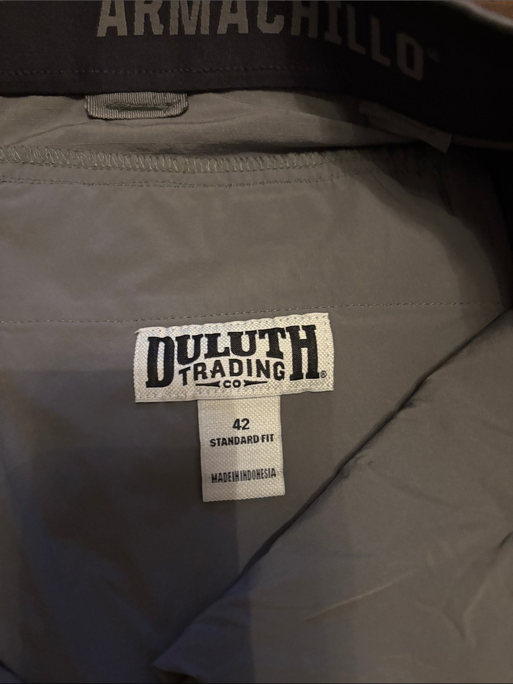 Duluth armachillo gray shorts 42 - Picture 2 of 4